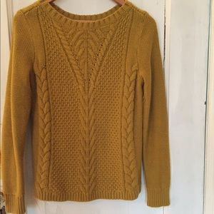 Banana Republic mustard/yellow knit sweater